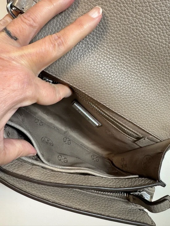 Tory Burch Britton Adjustable Shoulder/Crossbody in French Gray - EUC - Picture 10 of 13